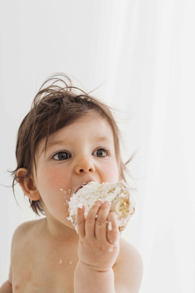 White Neutral Cake Smash | Oswestry Photographer