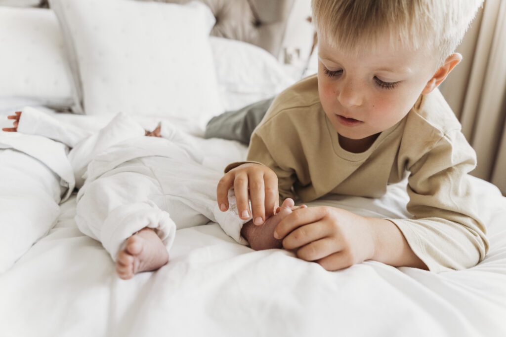 newborn baby toes